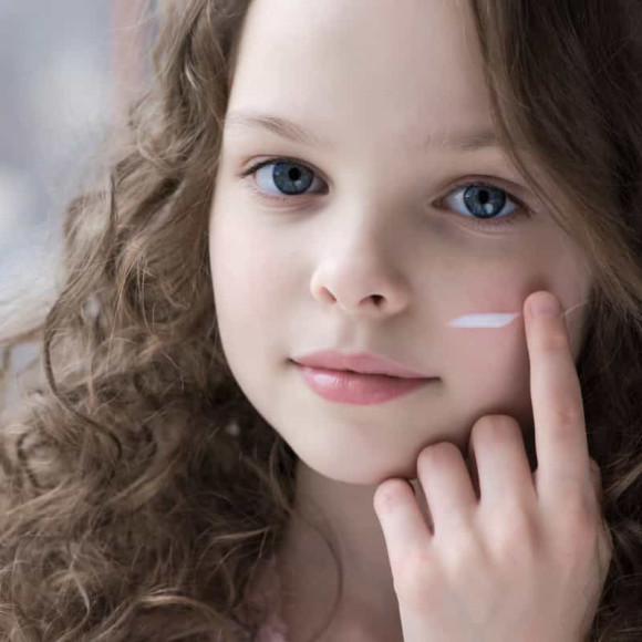 Дитячі засоби для догляду за шкірою обличчя і тіла